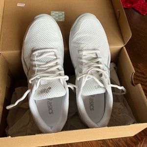 ASICS court/tennis shoe. Like new, worn indoors for pickleball 9 times.